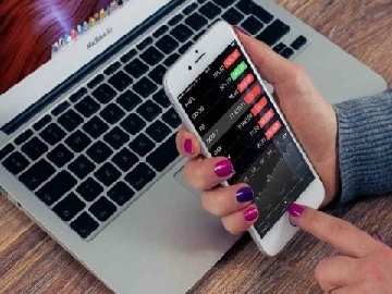 慕思股份的困境：5亿红利落入实控人囊中，转型却步履维艰